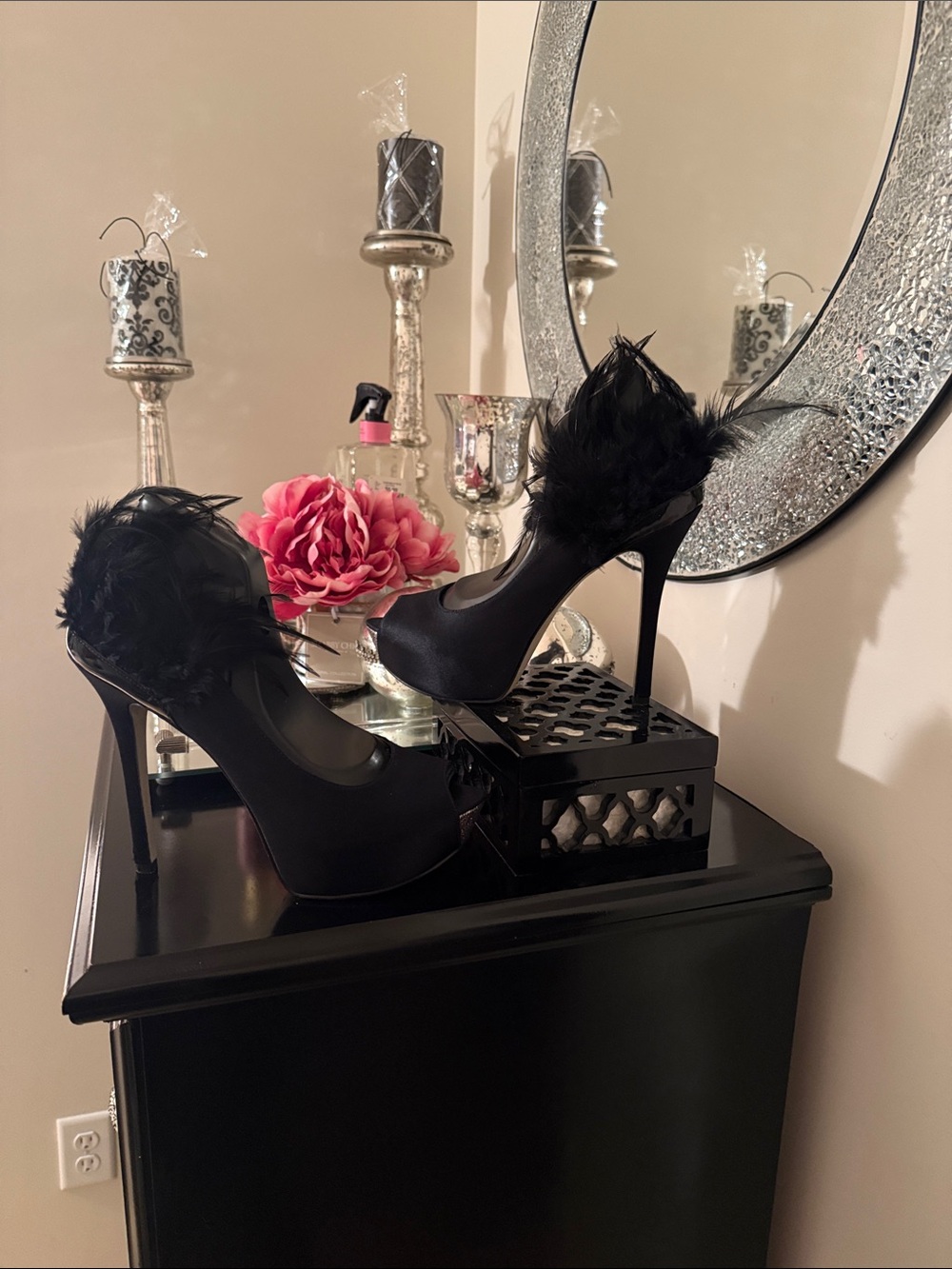Enzo Angiolini Black Feather Pumps